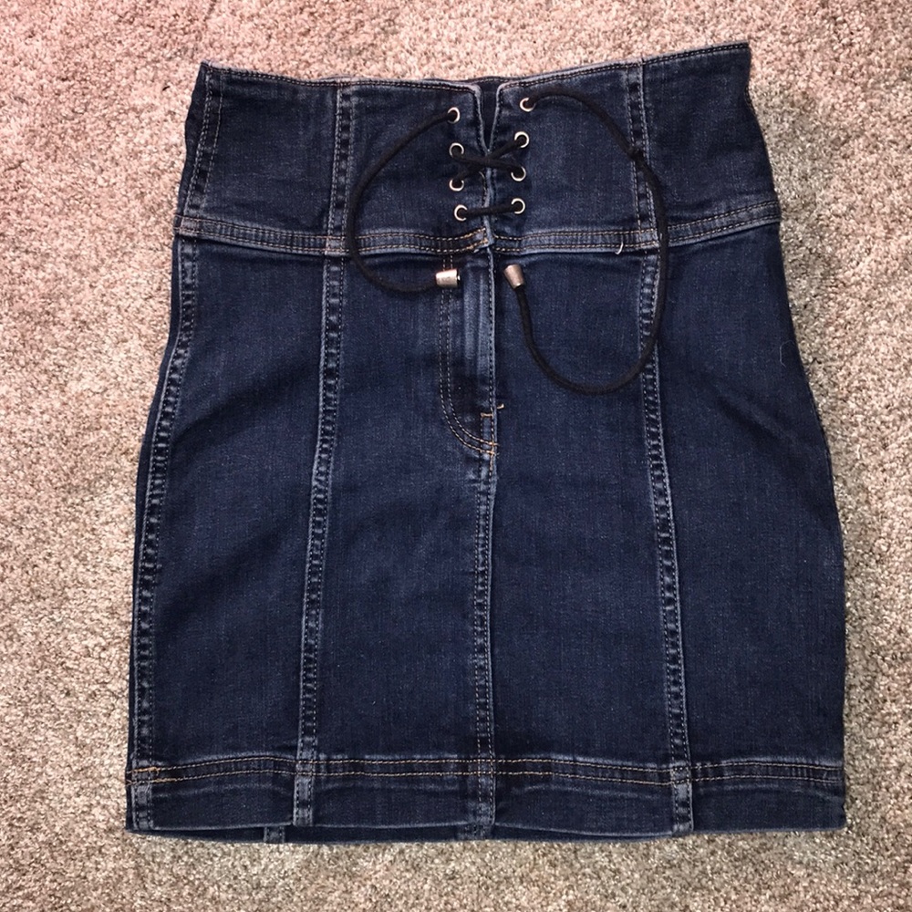 Free people denim skirt!!